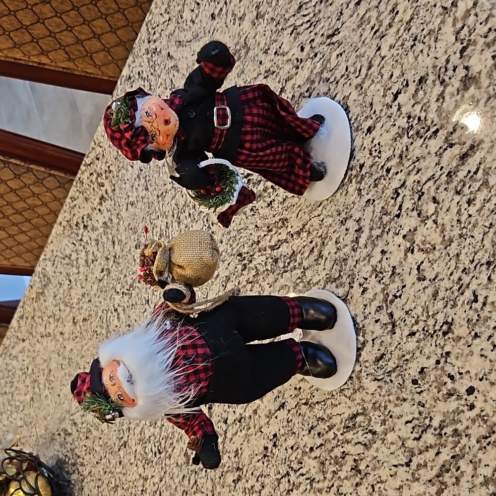 Annalee Retired Winter Woods Mr. Santa & Mrs. Santa Dolls (pair)